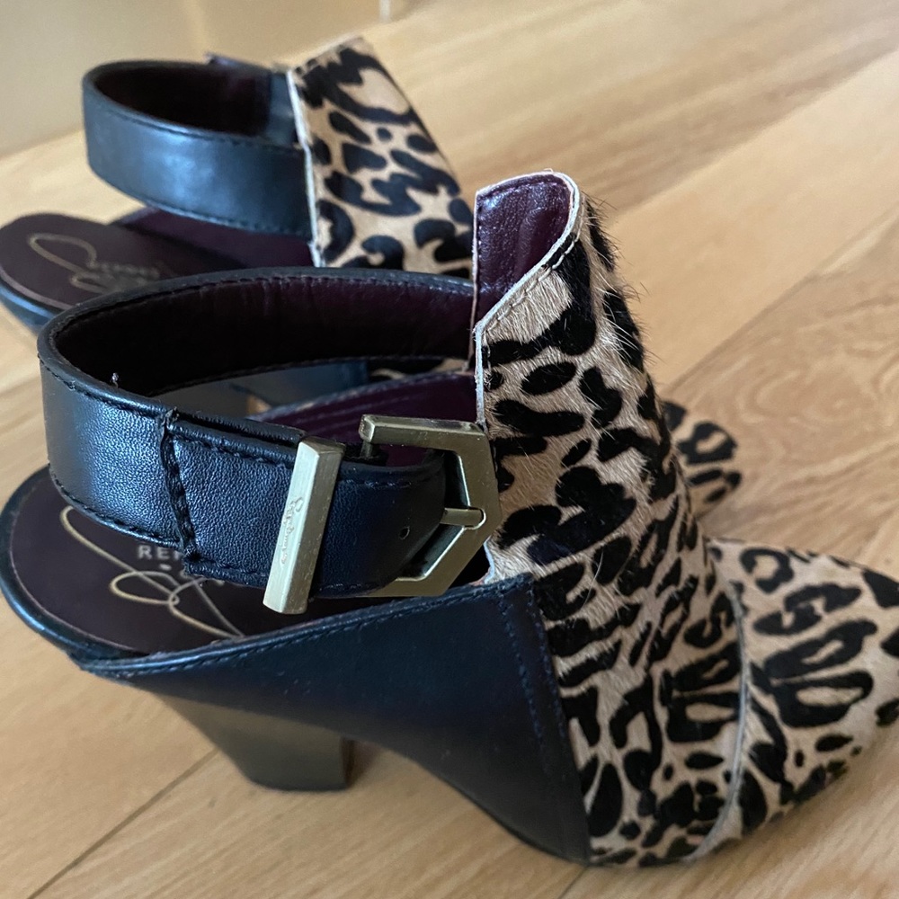 Leopard booties 🔥 - Picture 3 of 4